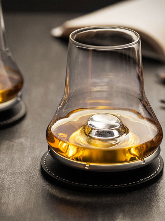 Whisky Tasting Set with Chilling Base, Set of 2 